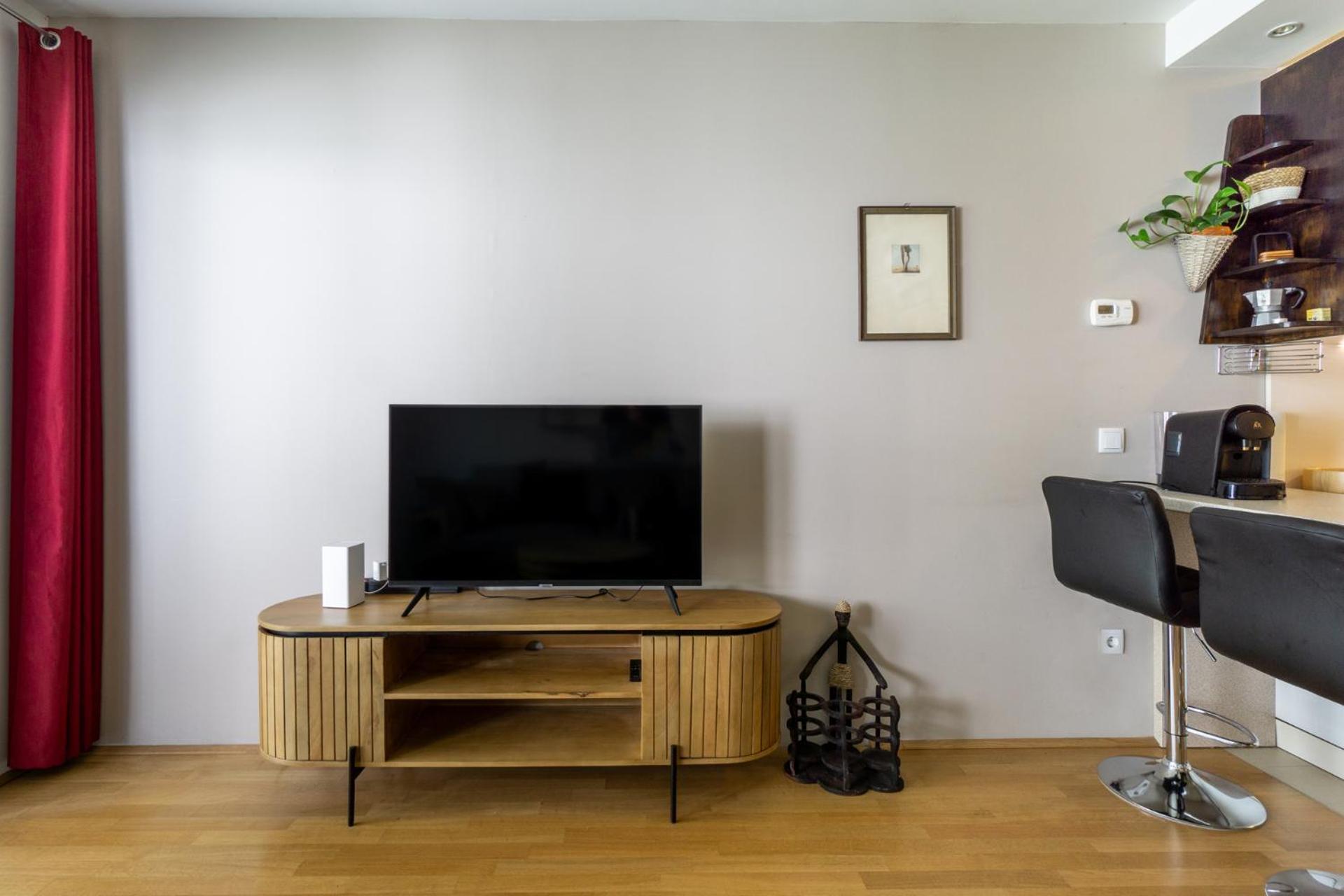 Apartment With Garden Close To Stadthalle, Westbahnhof Vienna Esterno foto