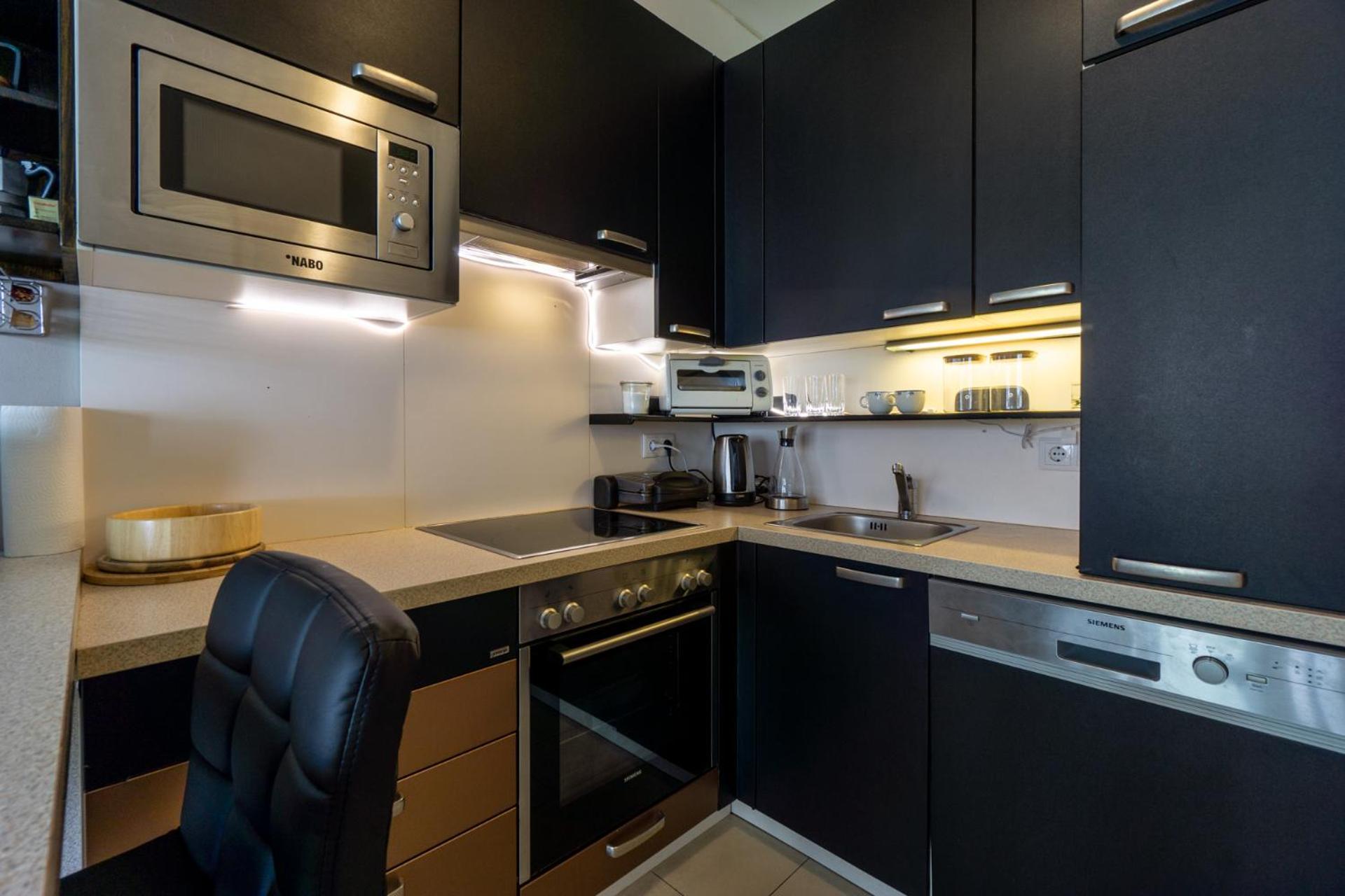 Apartment With Garden Close To Stadthalle, Westbahnhof Vienna Esterno foto