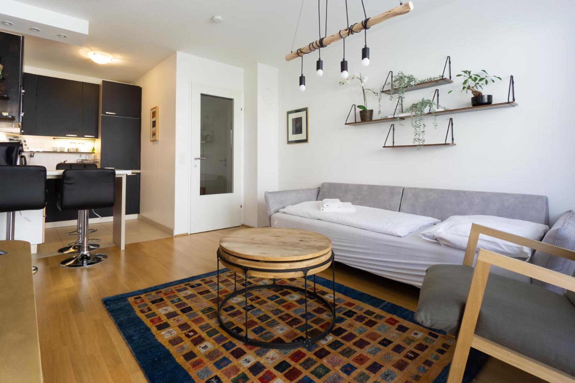 Apartment With Garden Close To Stadthalle, Westbahnhof Vienna Esterno foto